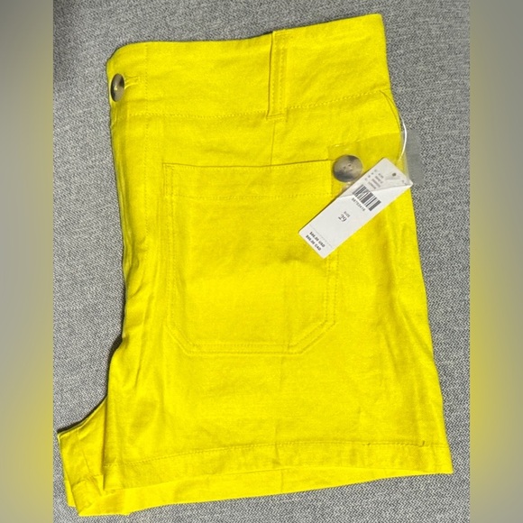 The Colette Linen Blend Shorts by Maeve - Picture 5 of 5